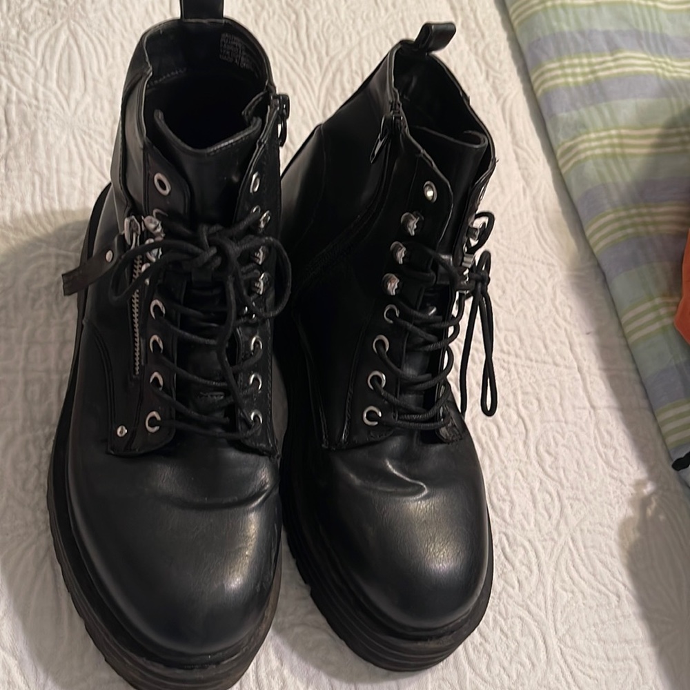 Madden Girl black PU leather size 11 lace up boots